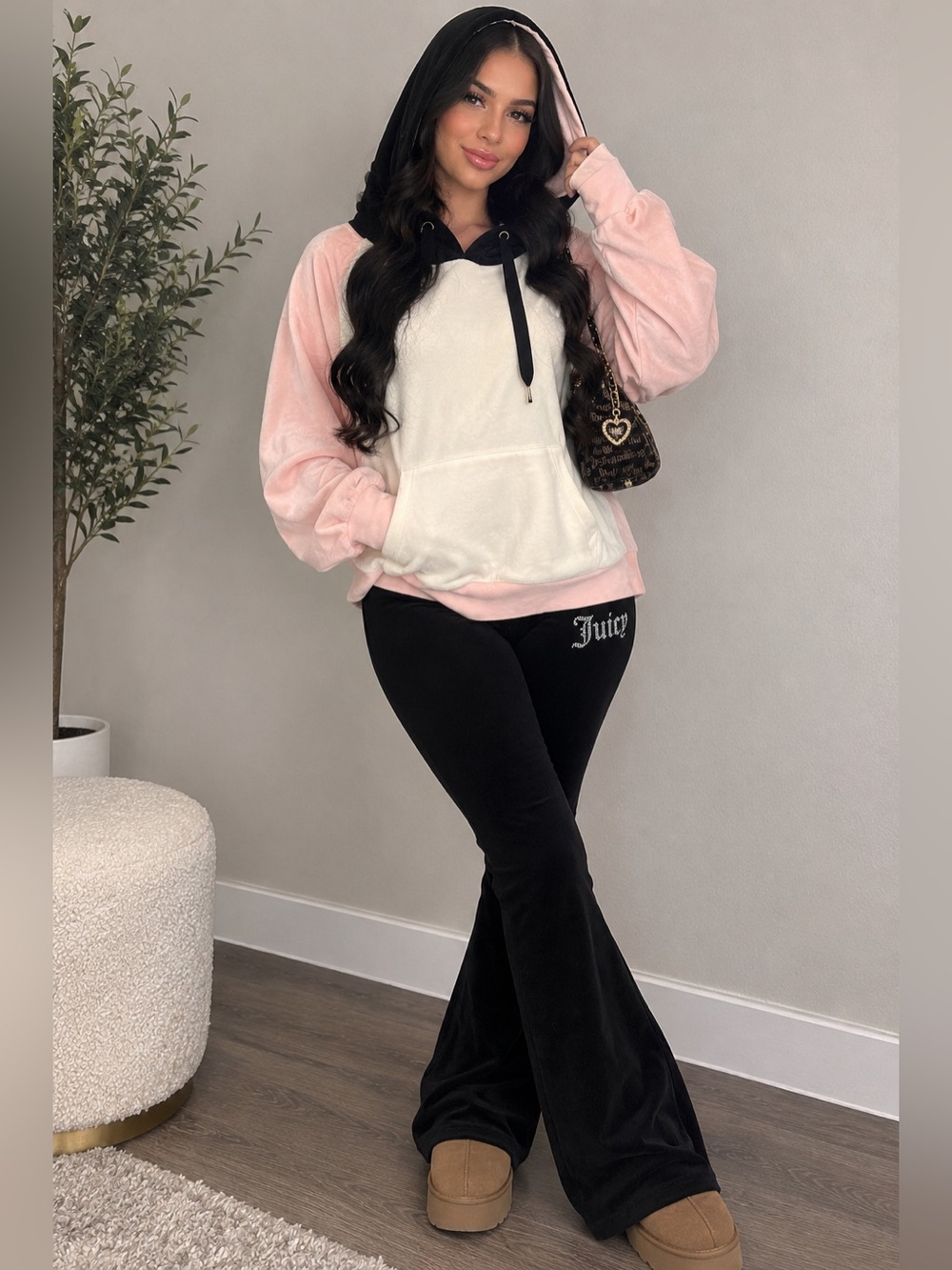 Juicy Couture Pink & Cream Hooded Sweatshirt Size L